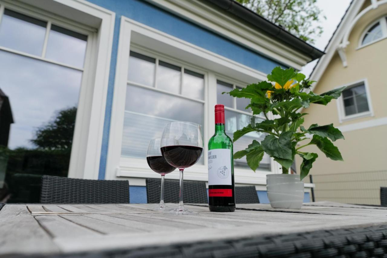 Ostseelagune Zingst, Exklusive Dhh, Strandnah, Sauna, Kamin, 3 Sz, 2 Baeder, Glasfaser, Haustierfrei, Garten Mit Suedterrasse, E-Ladesaeule, 2 Stellplaetze, Strandkorb, Fahrradschuppen, Waschmaschine, Trockner, Nichtraucher 외부 사진