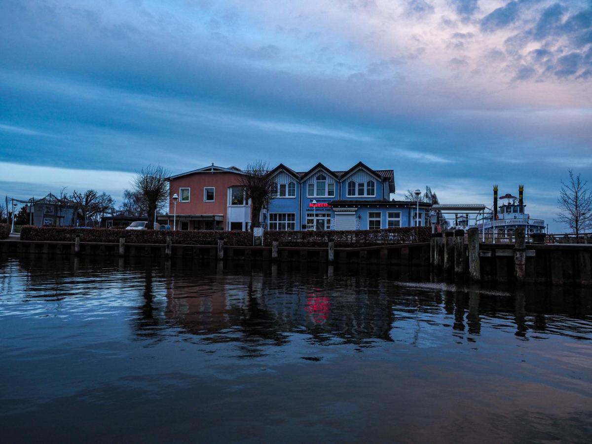 Ostseelagune Zingst, Exklusive Dhh, Strandnah, Sauna, Kamin, 3 Sz, 2 Baeder, Glasfaser, Haustierfrei, Garten Mit Suedterrasse, E-Ladesaeule, 2 Stellplaetze, Strandkorb, Fahrradschuppen, Waschmaschine, Trockner, Nichtraucher 외부 사진